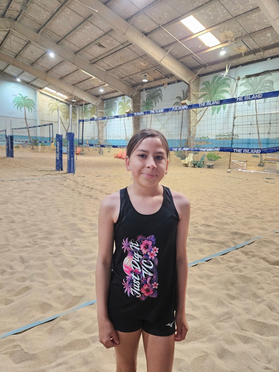 Just Dig It VC beach player on the sand court